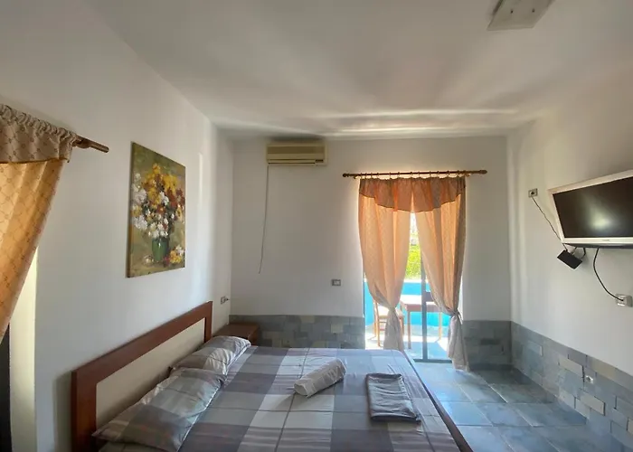 Hotel Adriatik Shëngjin